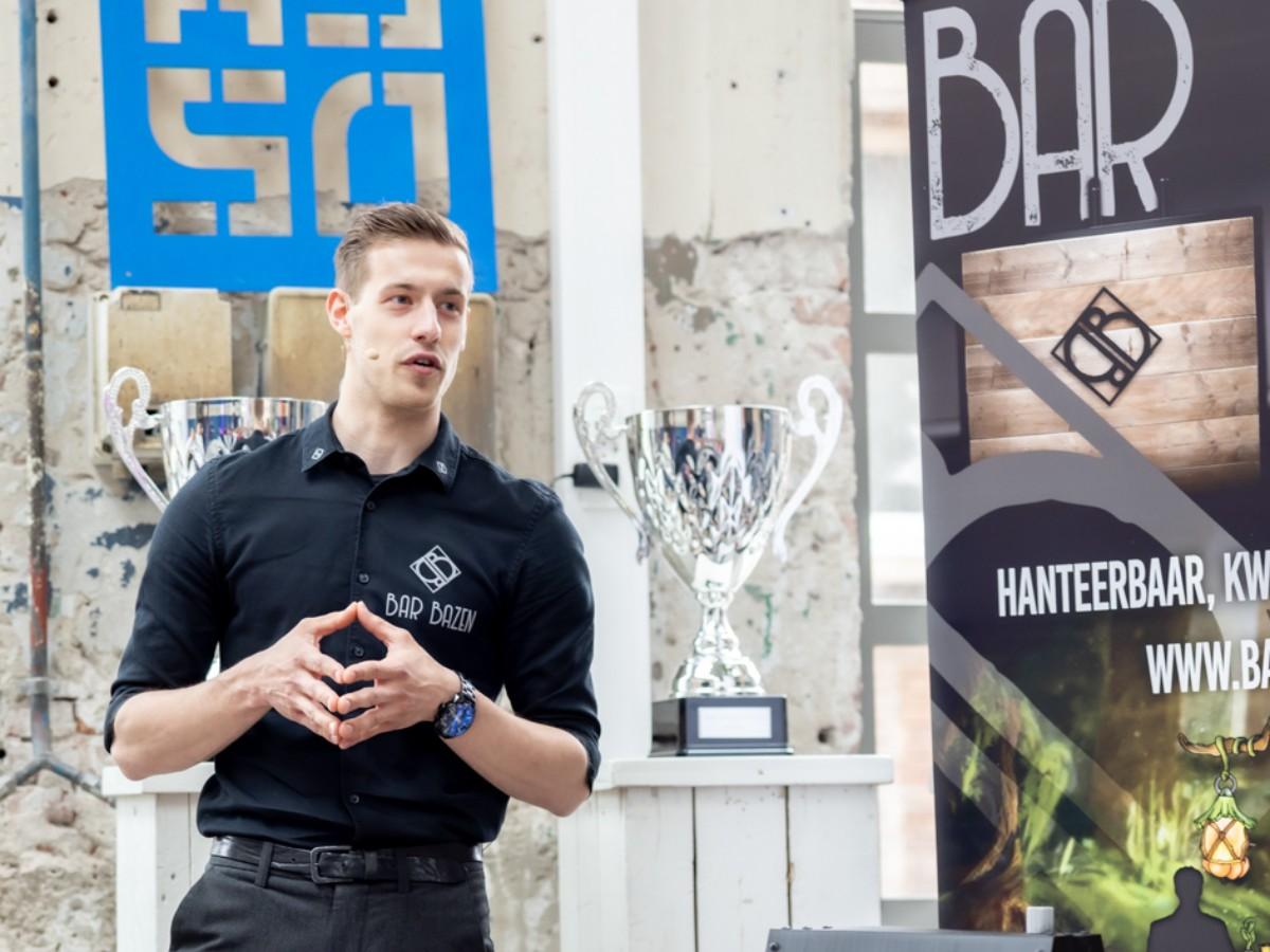 Wie kan deelnemen aan het AOC?